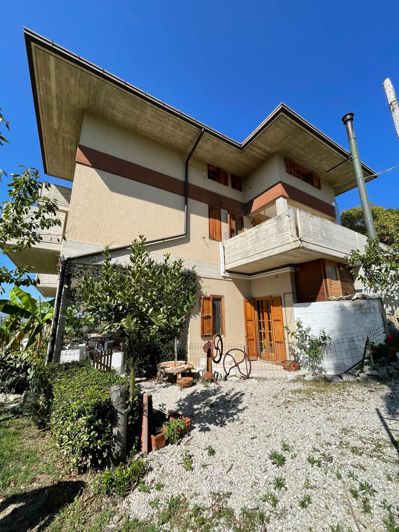 Image No.15-Propriété de 4 chambres à vendre à San Benedetto del Tronto