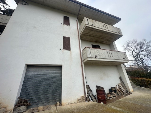 Image No.15-Propriété de 9 chambres à vendre à Cupra Marittima