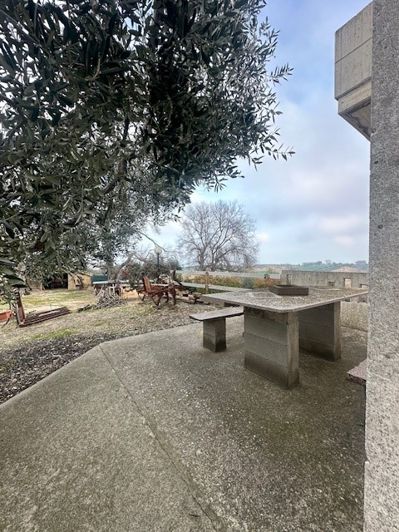 Image No.2-Propriété de 9 chambres à vendre à Cupra Marittima