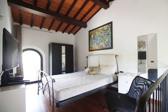 Image No.8-1 Bed Semi-Detached for sale