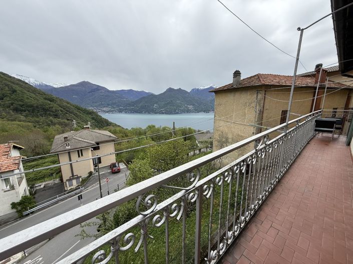 Image No.2-Maison de 4 chambres à vendre à Plesio