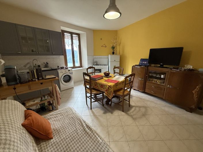 Image No.6-Maison de 4 chambres à vendre à Plesio