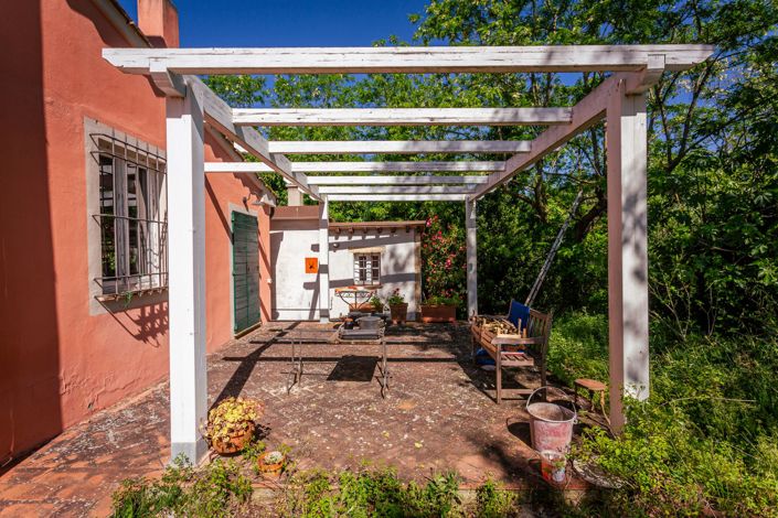 Image No.14-4 Bed Property for sale