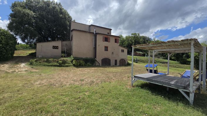 Image No.2-Propriété de 4 chambres à vendre à Casciana Terme