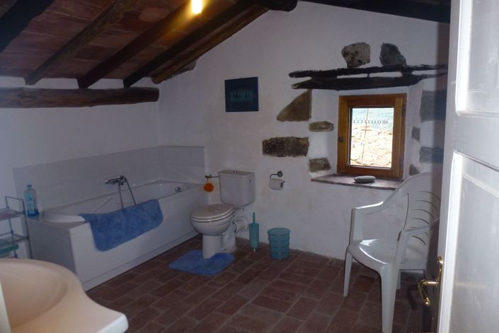 Image No.12-Maison de 4 chambres à vendre à Bagni di Lucca