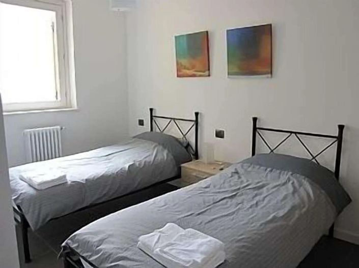 Image No.9-2 Bed Apartment for sale