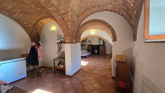 Image No.5-3 Bed Property for sale