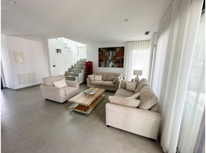 Image No.24-5 Bed Villa for sale