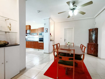 sunsure-hub-lo-santiago-villa-71-dining-room-