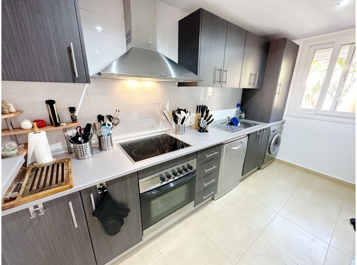 Image No.20-3 Bed Apartment for sale