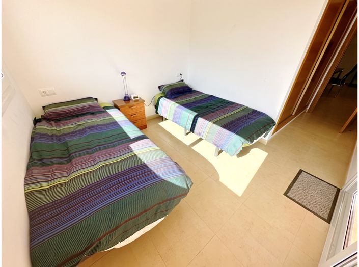 Image No.29-3 Bed Apartment for sale