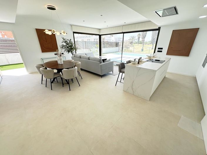 Image No.5-Villa de 4 chambres à vendre à La Serena Golf Resort