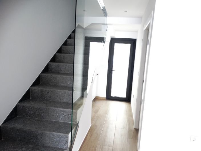 Image No.16-3 Bed Townhouse for sale