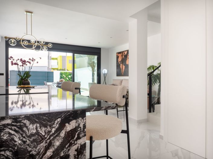 Image No.12-3 Bed Villa for sale