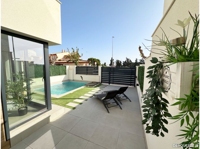 Image No.3-Villa de 3 chambres à vendre à Los Alcázares