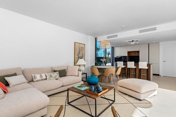 Image No.8-3 Bed Villa for sale