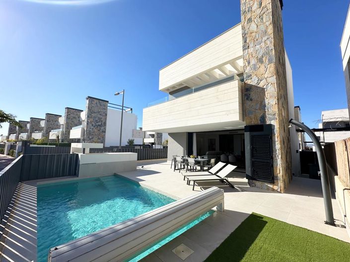 Image No.6-Villa de 4 chambres à vendre à Santa Rosalia Lake and Life Resort