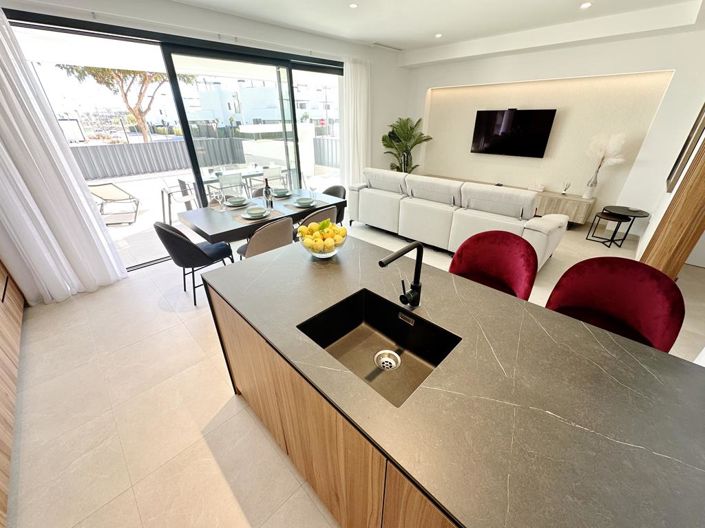 Image No.7-Villa de 4 chambres à vendre à Santa Rosalia Lake and Life Resort