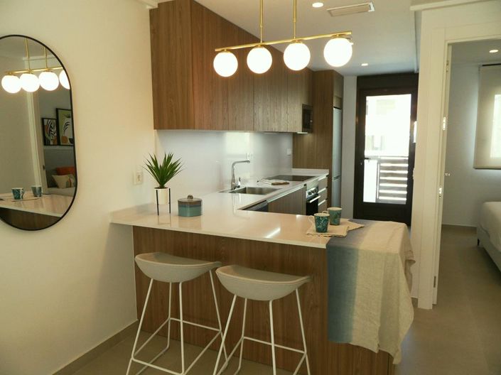 Image No.23-4 Bed Townhouse for sale