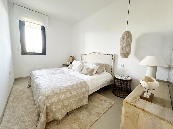 Image No.13-2 Bed Apartment for sale