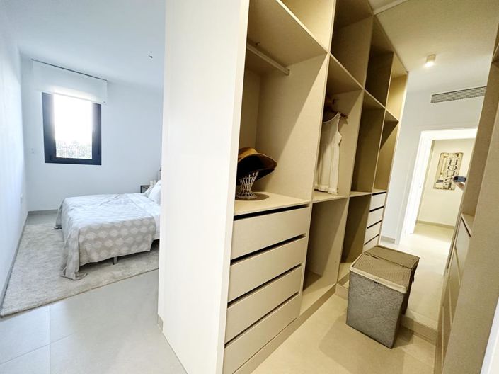 Image No.15-2 Bed Apartment for sale