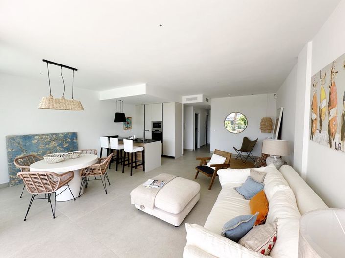 Image No.6-2 Bed Apartment for sale