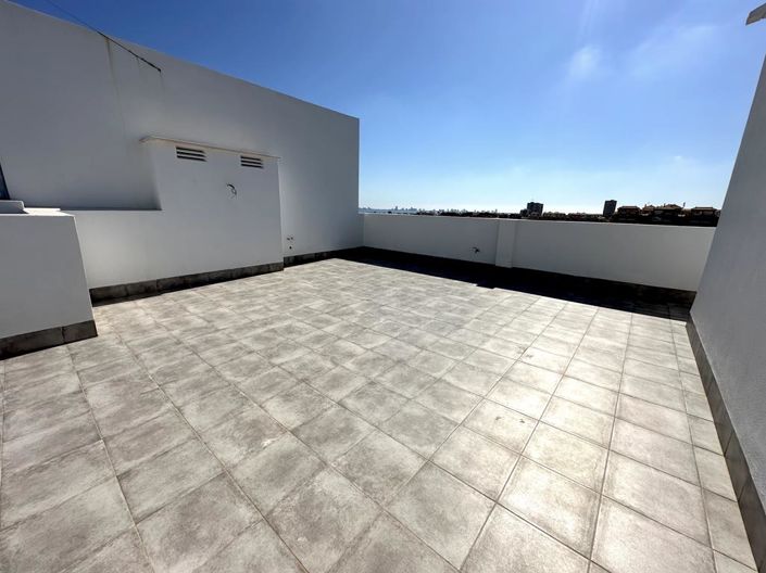 Image No.19-2 Bed Apartment for sale