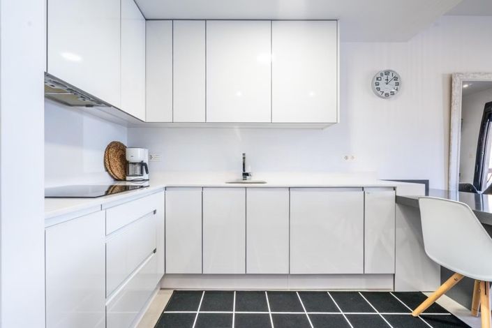 Image No.8-2 Bed Apartment for sale