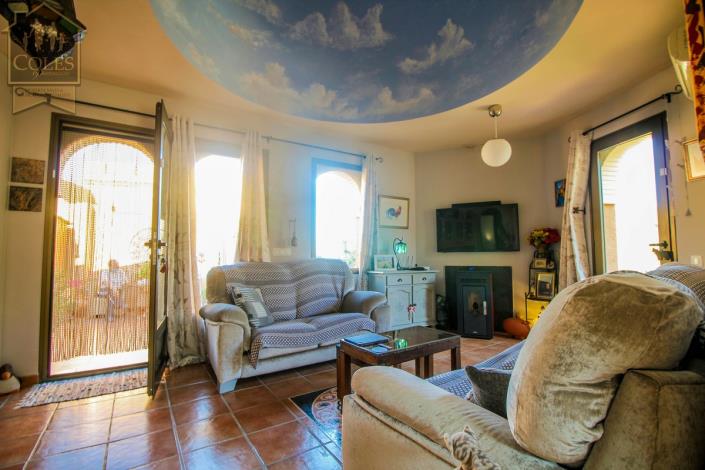 Image No.13-2 Bed Villa / Detached for sale