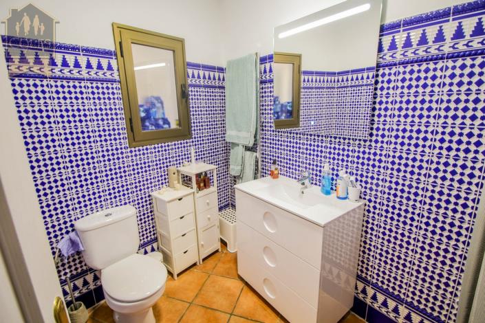 Image No.22-2 Bed Villa / Detached for sale