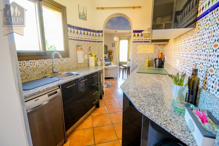 Image No.31-2 Bed Villa / Detached for sale