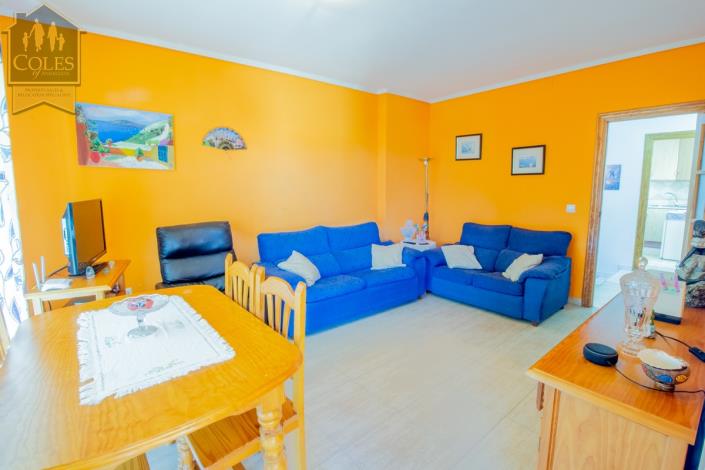 Image No.4-6 Bed Townhouse for sale