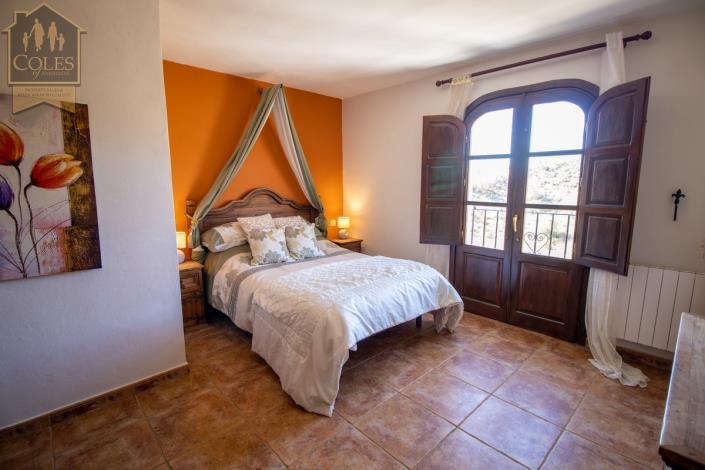 Image No.30-7 Bed Cortijo for sale