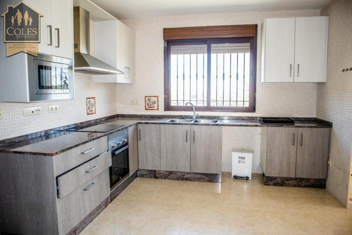 Image No.15-5 Bed Villa / Detached for sale