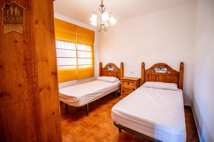 Image No.38-4 Bed Villa / Detached for sale