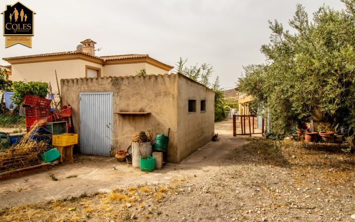 Image No.26-4 Bed Villa / Detached for sale