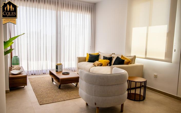 Image No.8-3 Bed Villa / Detached for sale