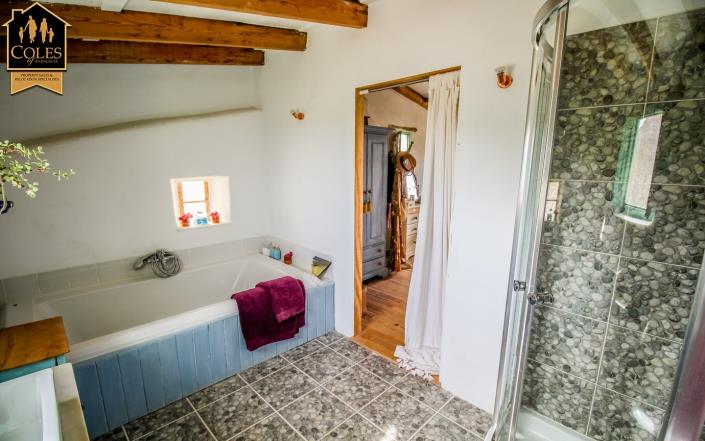 Image No.14-5 Bed Cortijo for sale