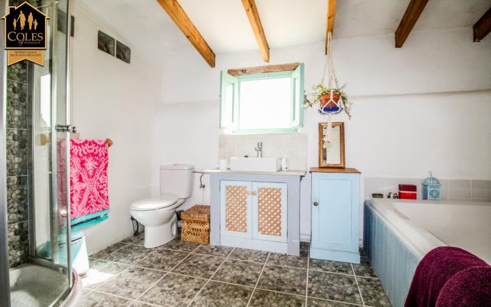 Image No.15-5 Bed Cortijo for sale