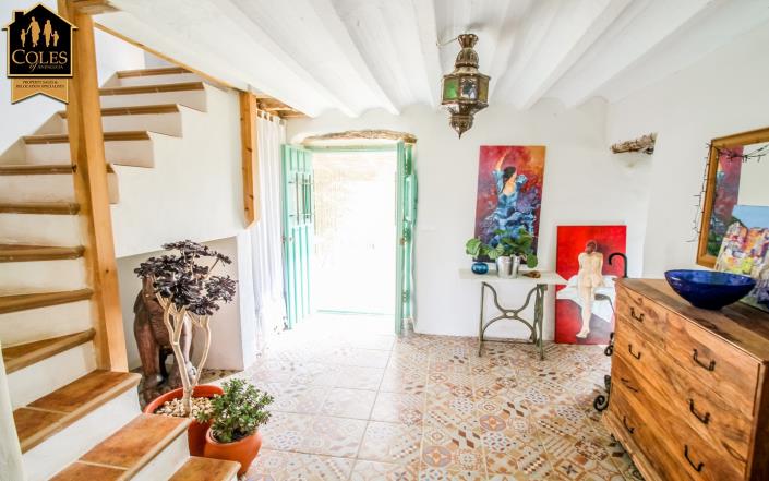 Image No.25-5 Bed Cortijo for sale