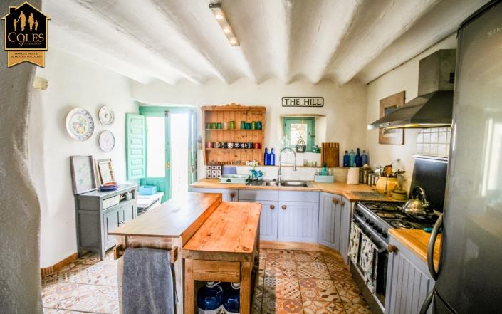 Image No.32-5 Bed Cortijo for sale