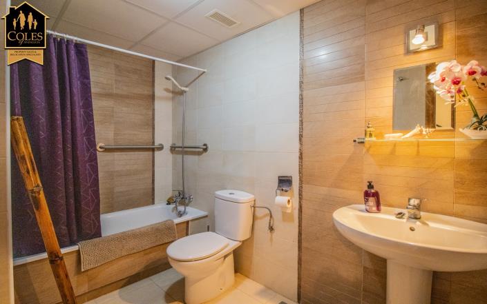 Image No.10-3 Bed Villa for sale