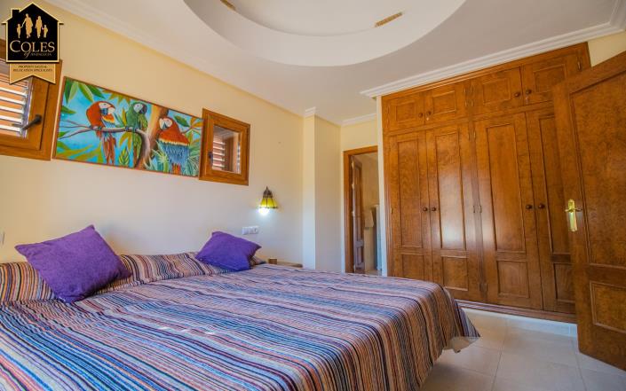 Image No.16-3 Bed Villa for sale