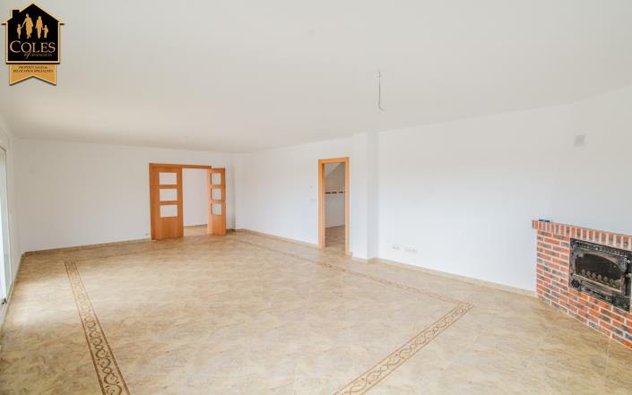 Image No.13-4 Bed Villa / Detached for sale