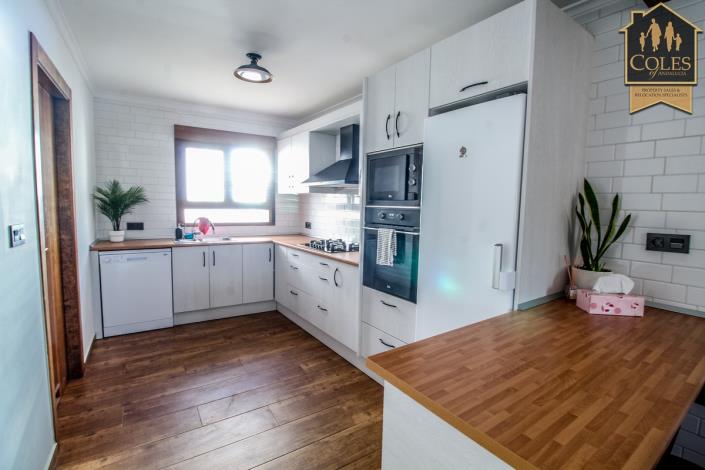 Image No.7-6 Bed Cortijo for sale