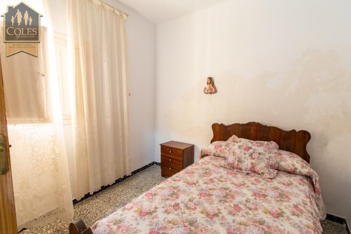 Image No.13-3 Bed Townhouse for sale