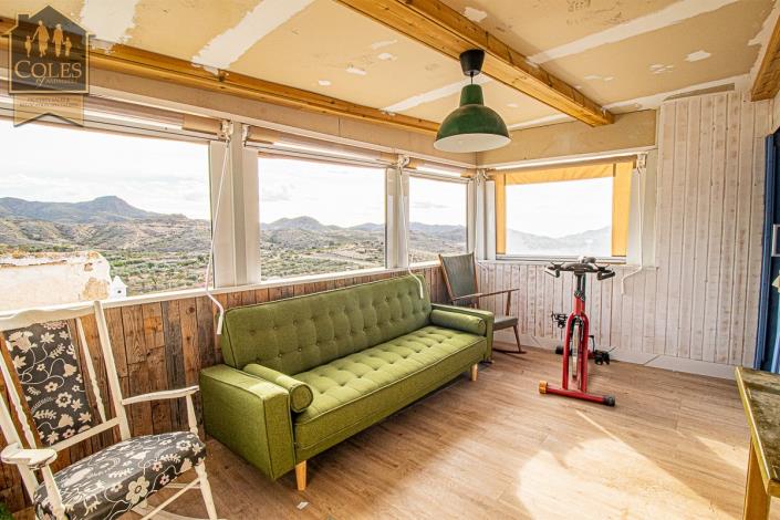 Image No.19-2 Bed Townhouse for sale