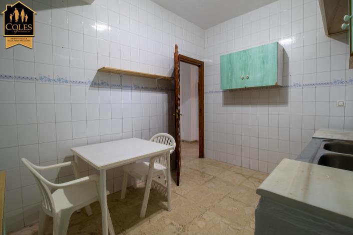 Image No.11-3 Bed Apartment for sale