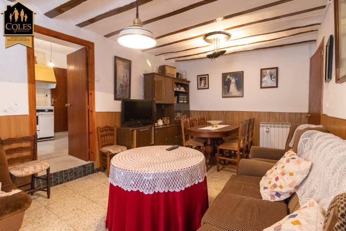 Image No.9-5 Bed Townhouse for sale