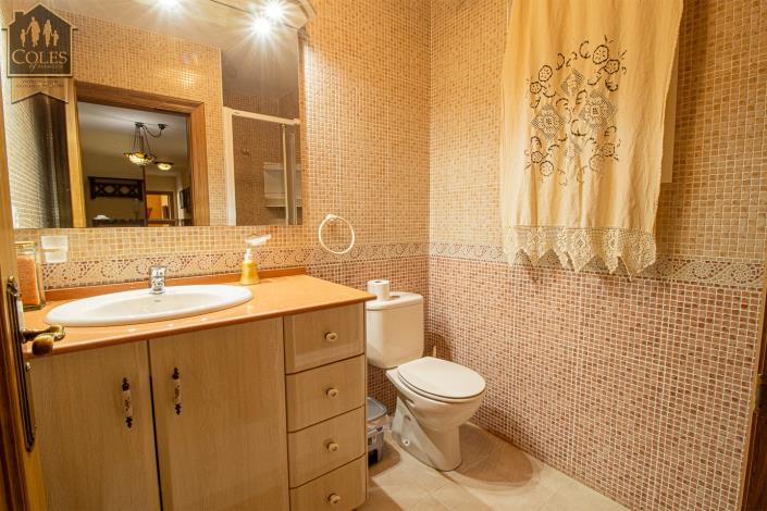 Image No.22-3 Bed Apartment for sale